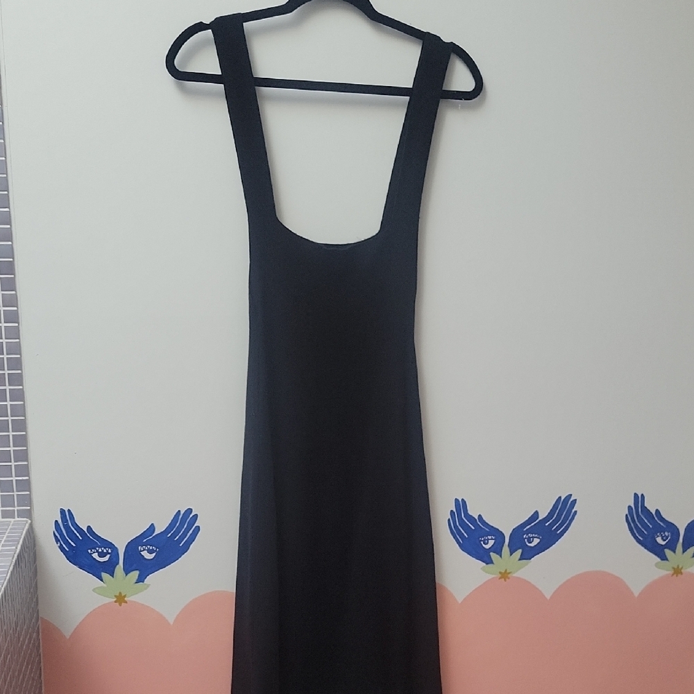 Elegant Black Sleeveless Dress
